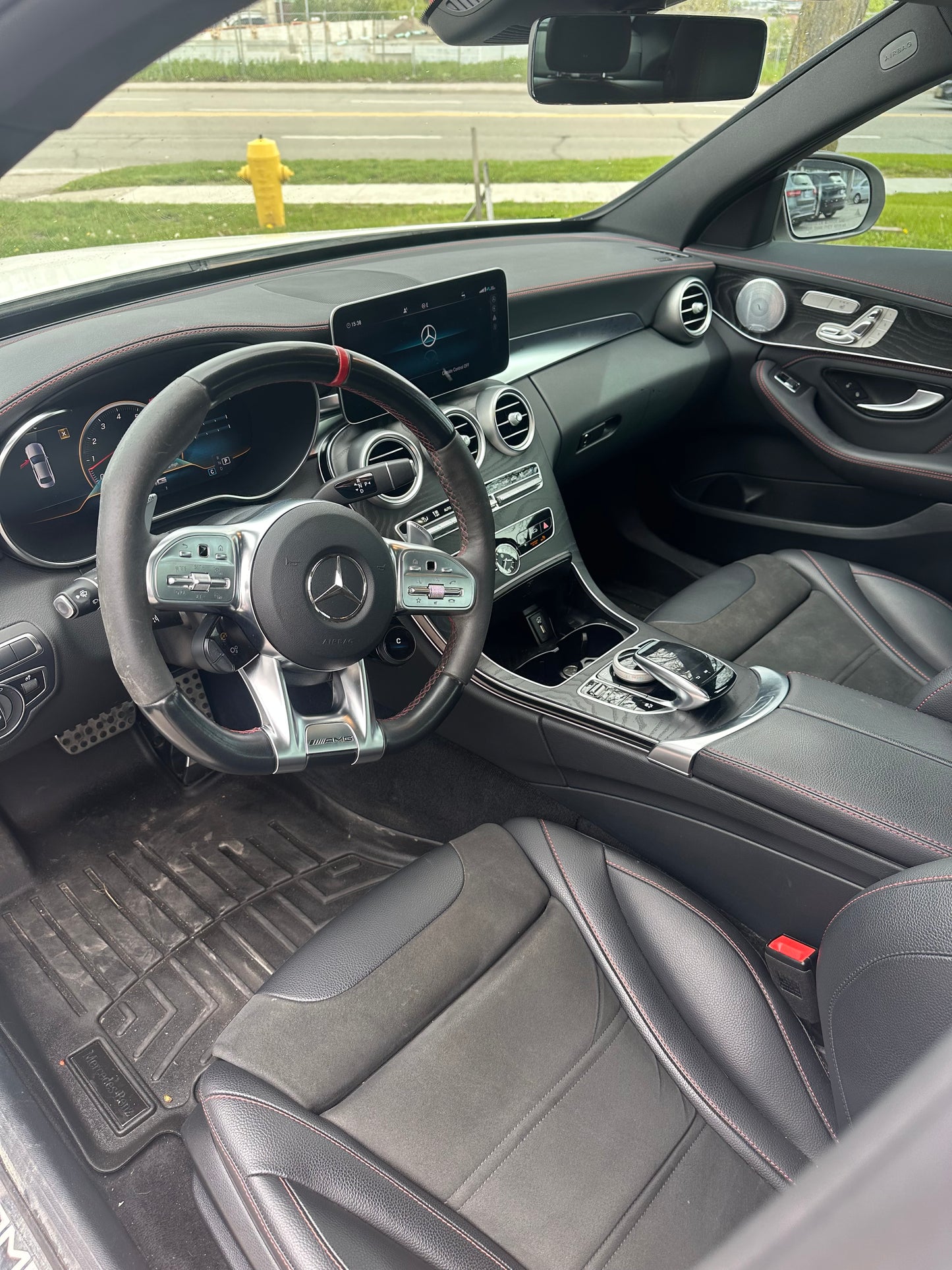 Mercedes C43 (White)