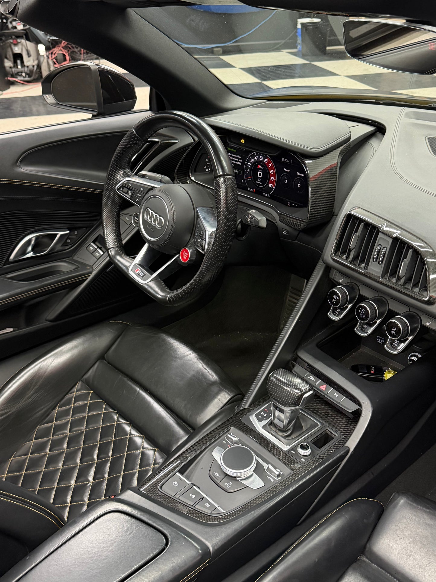 Audi R8 V10 Black
