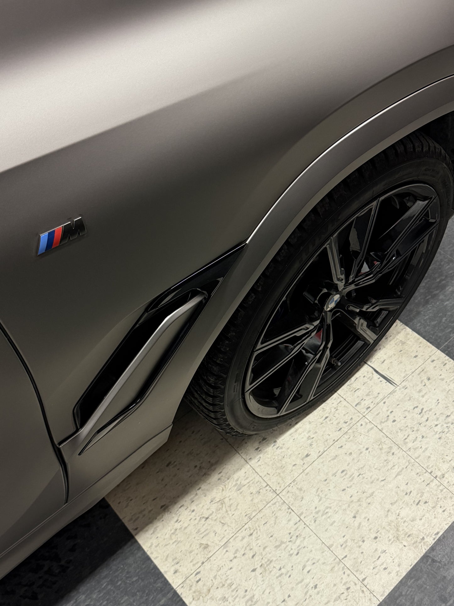 BMW X6 M50I