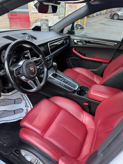 Porsche Macan S