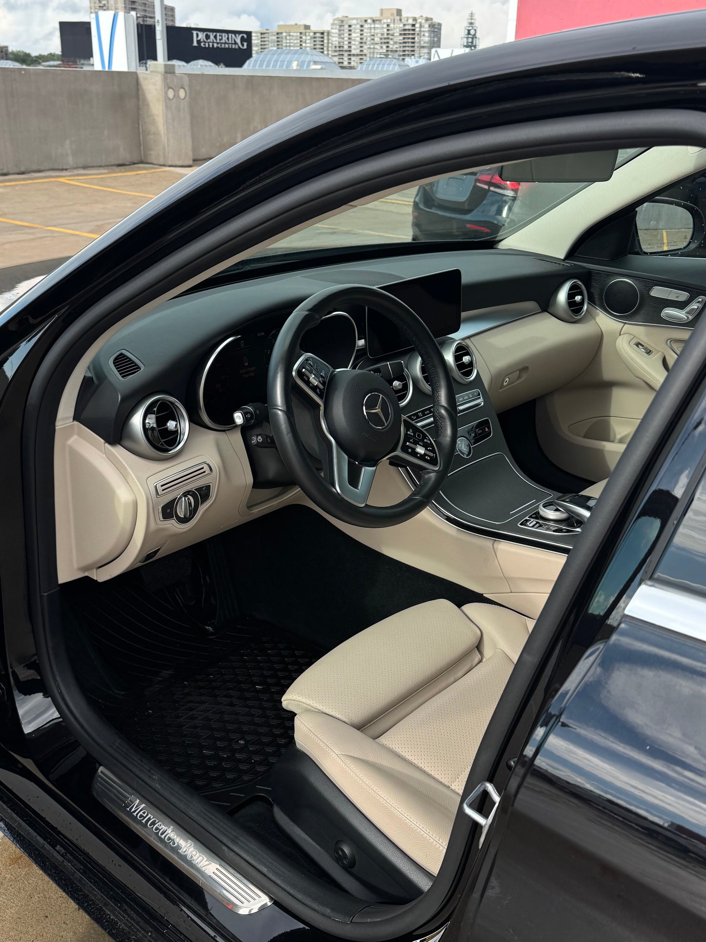 Mercedes C300 AMG White interior